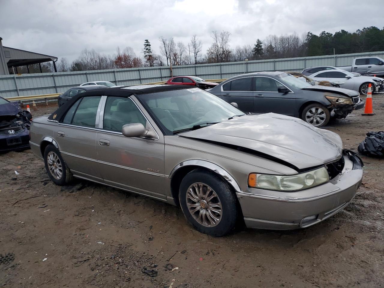 2003 CADILLAC Seville