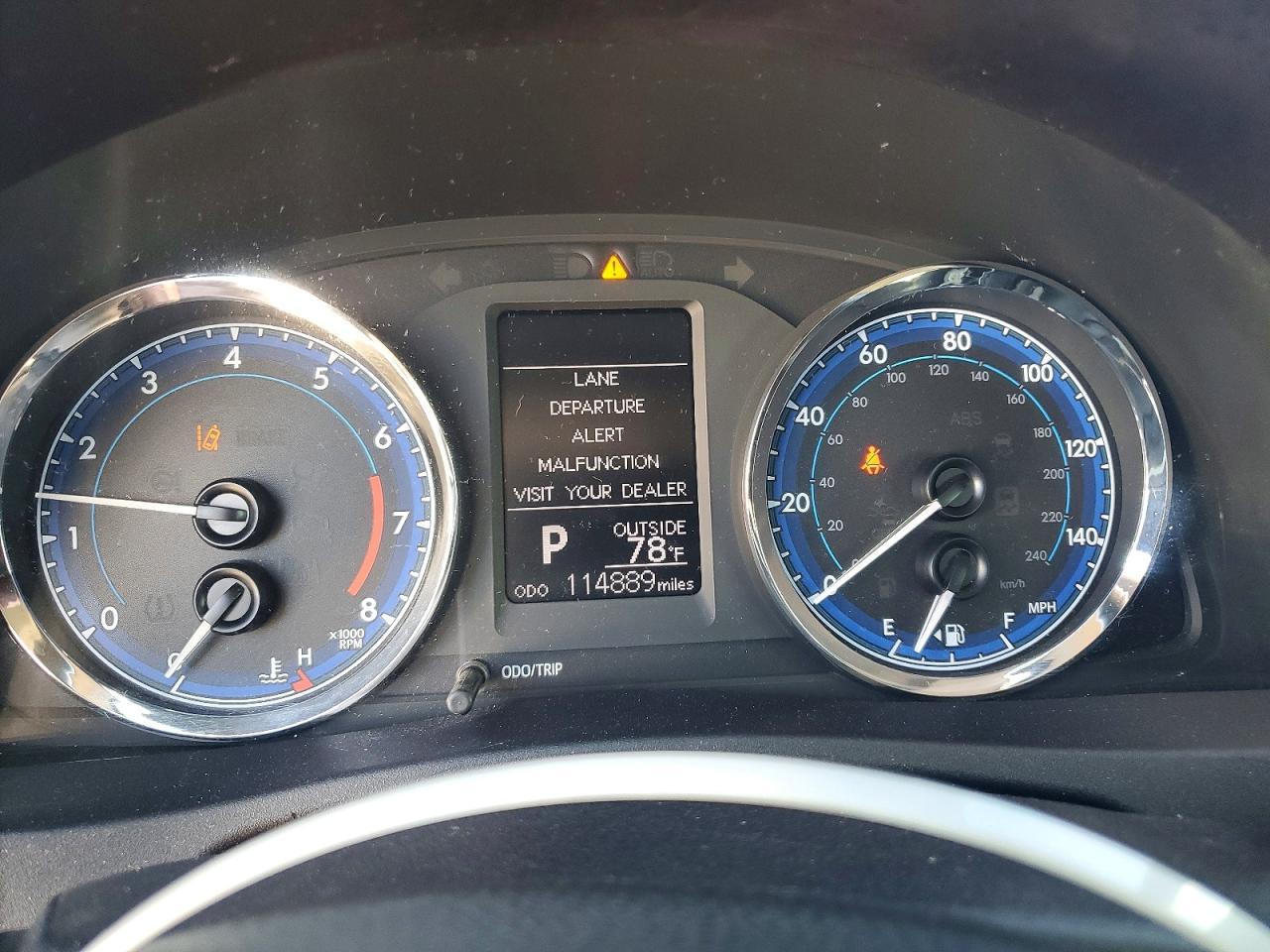 2018 TOYOTA COROLLA