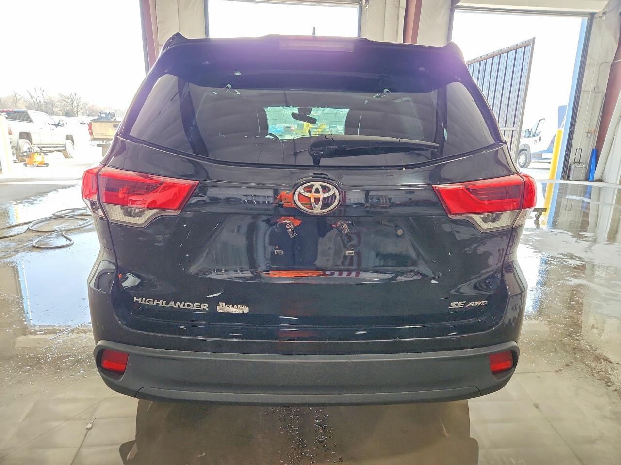2018 TOYOTA HIGHLANDER