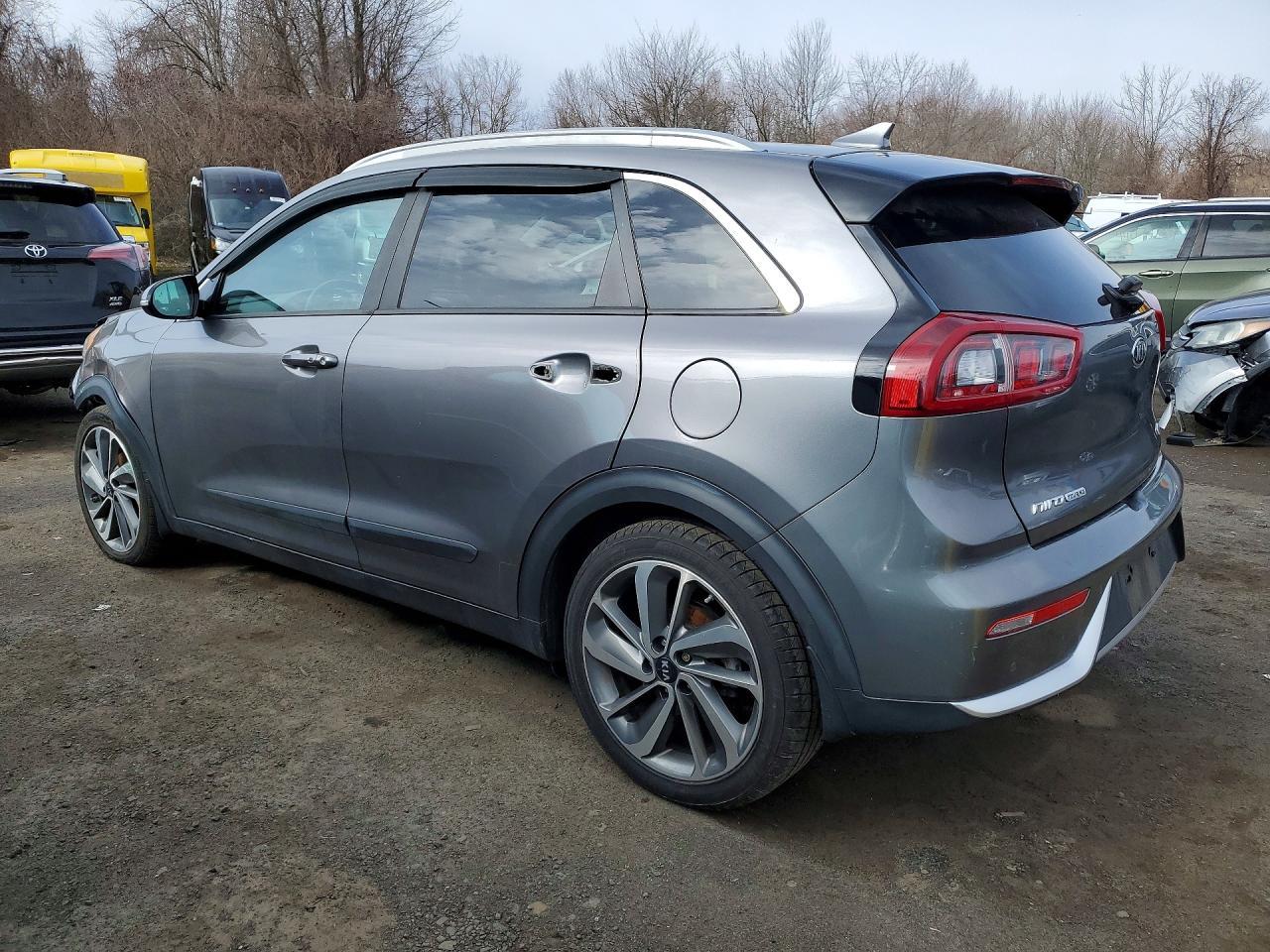2017 KIA Niro