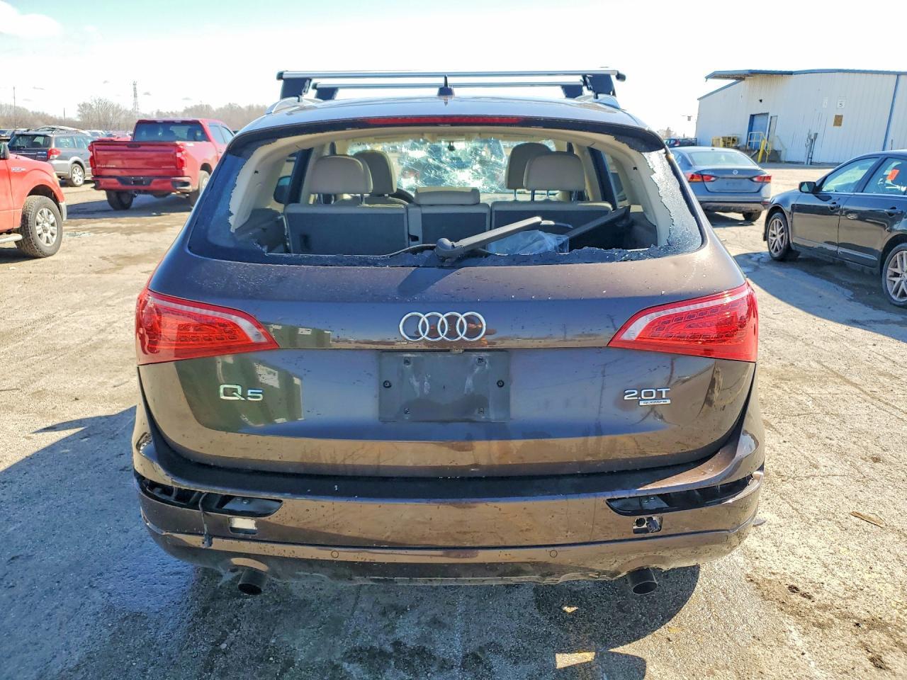 2011 AUDI Q5