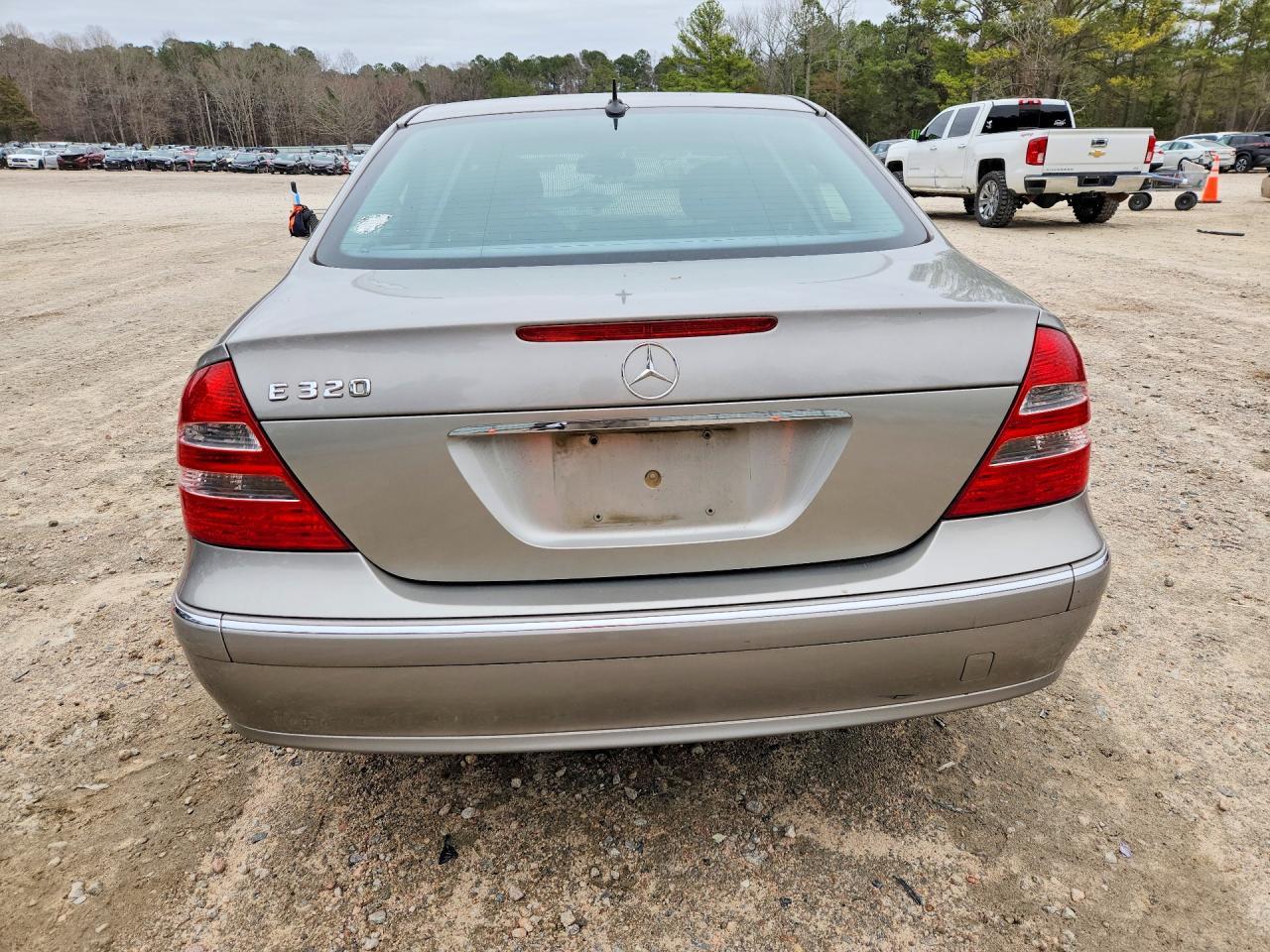 2004 MERCEDES-BENZ E-Class