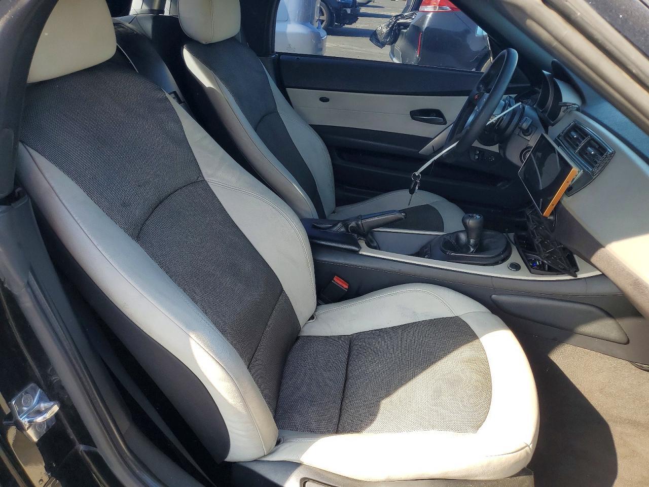 2005 BMW Z4