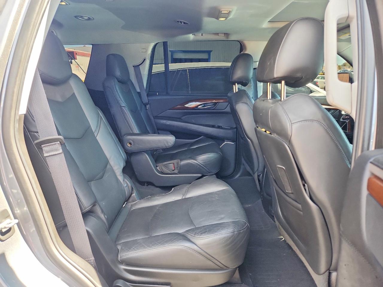 2018 CADILLAC ESCALADE