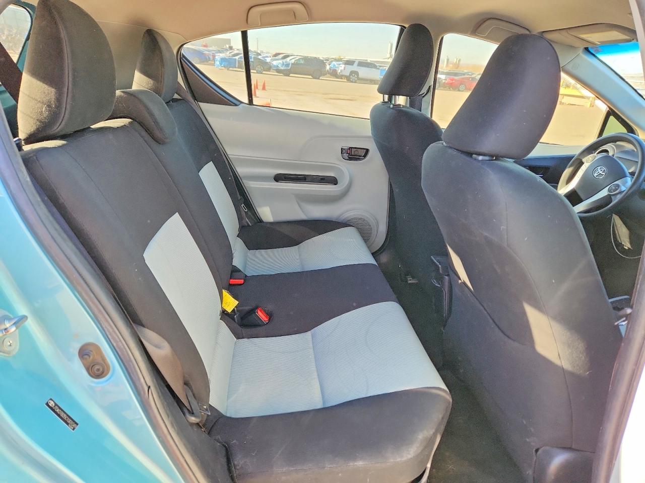 2012 TOYOTA Prius c