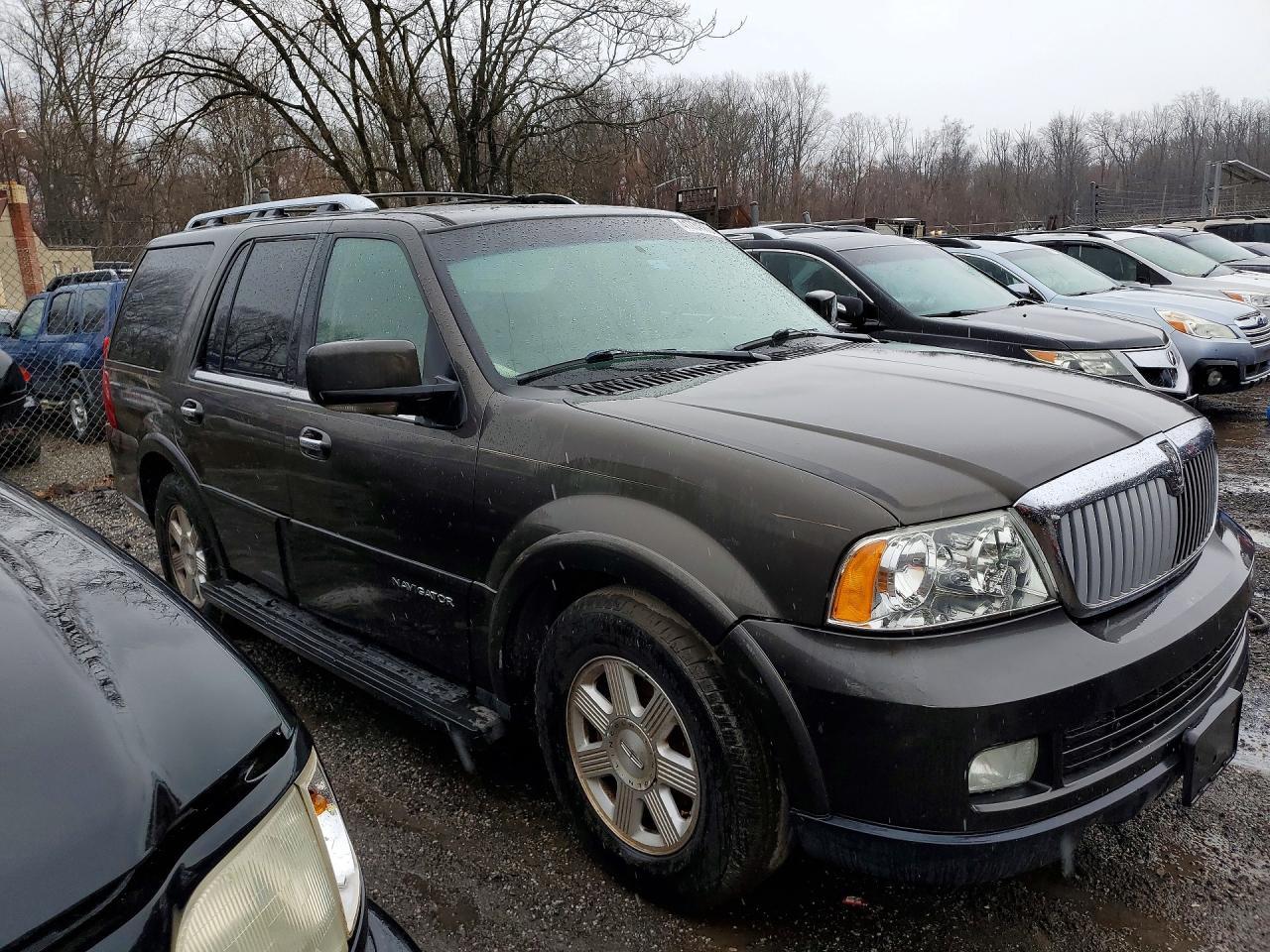 2005 LINCOLN Navigator