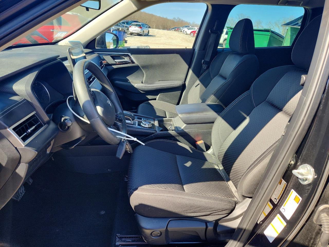 2023 MITSUBISHI outlander