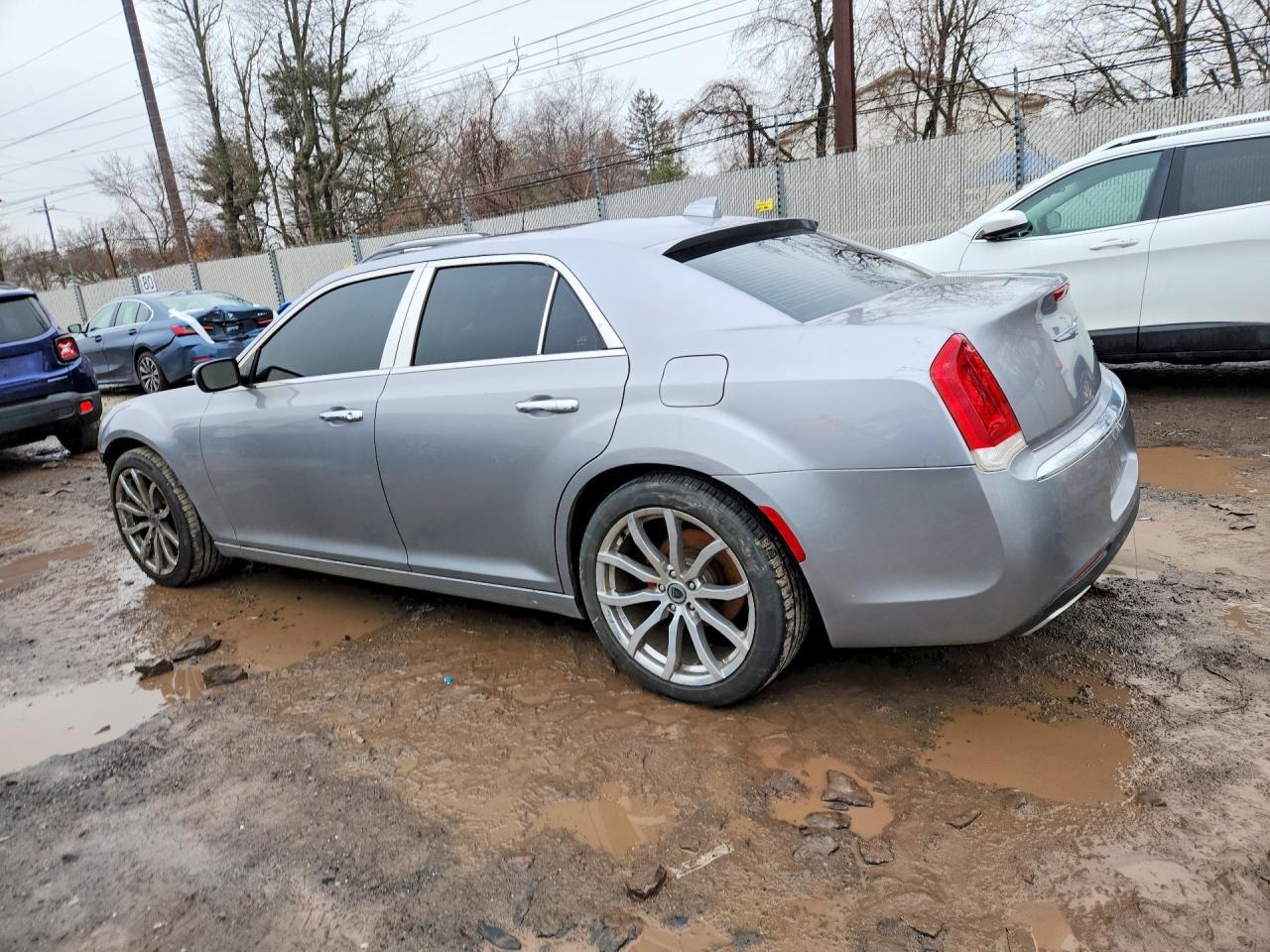 2016 CHRYSLER 300