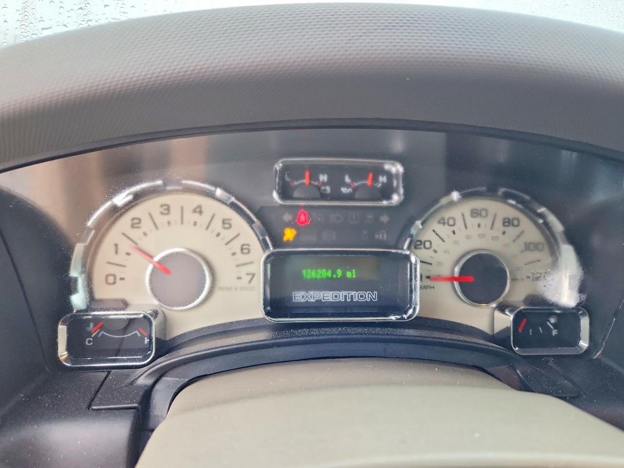 2013 FORD Expedition