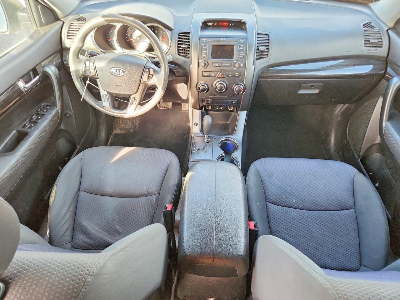 2013 KIA SORENTO