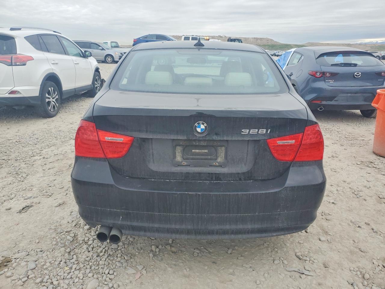 2011 BMW 3 SERIES