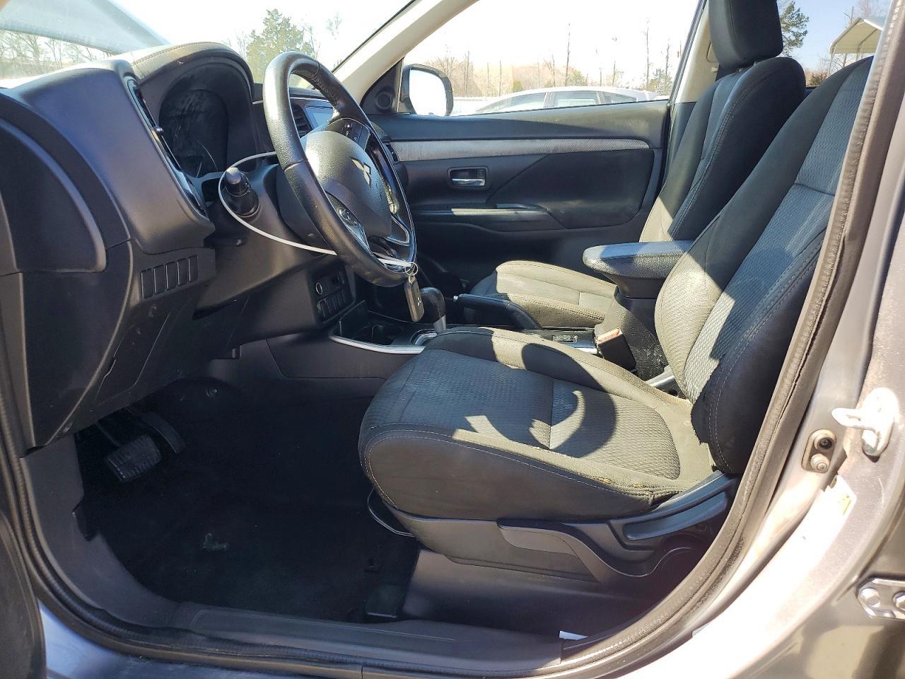 2018 MITSUBISHI outlander