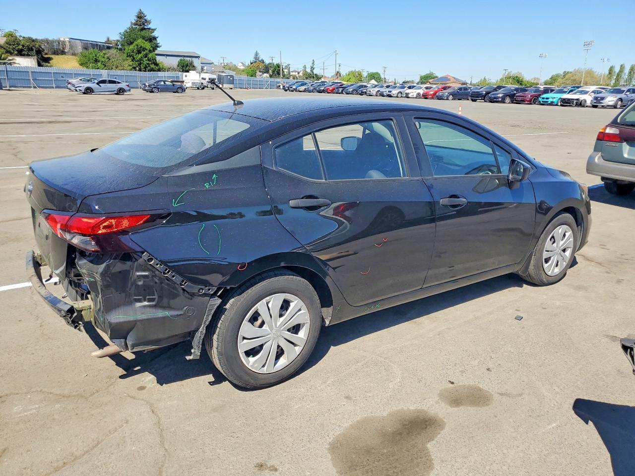 2021 NISSAN VERSA