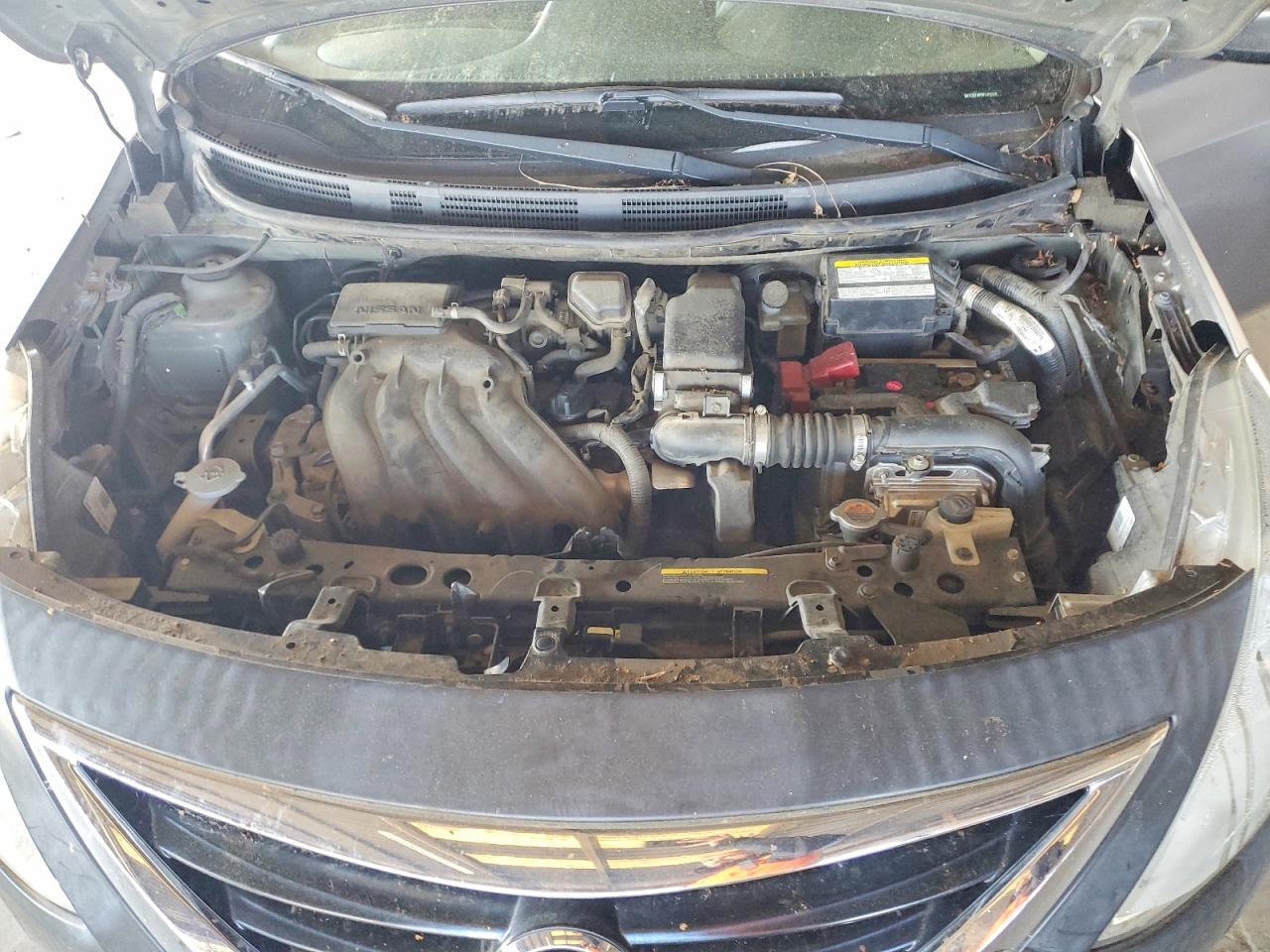 2015 NISSAN VERSA