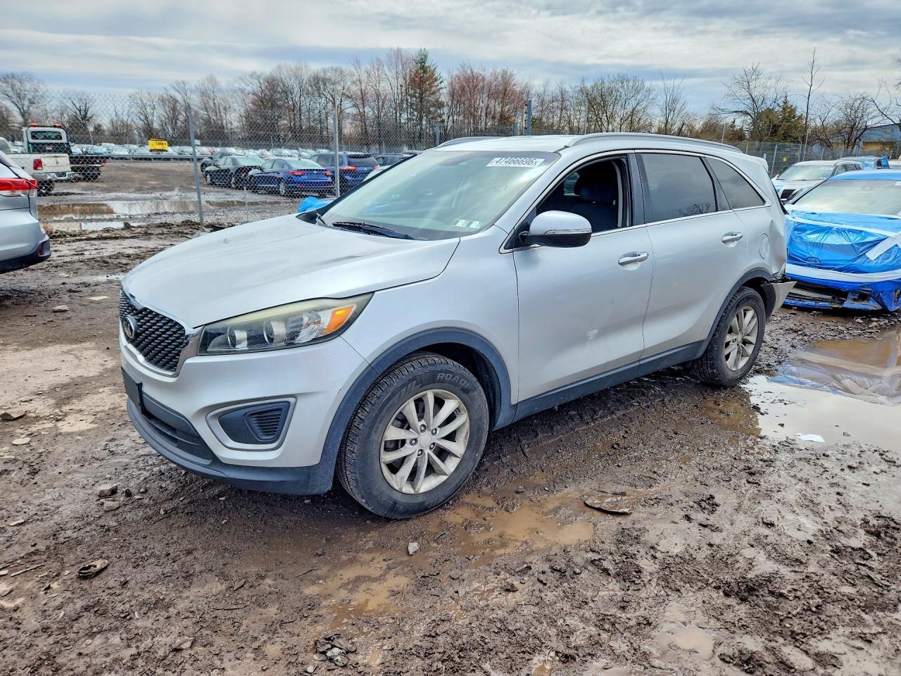 2017 KIA SORENTO