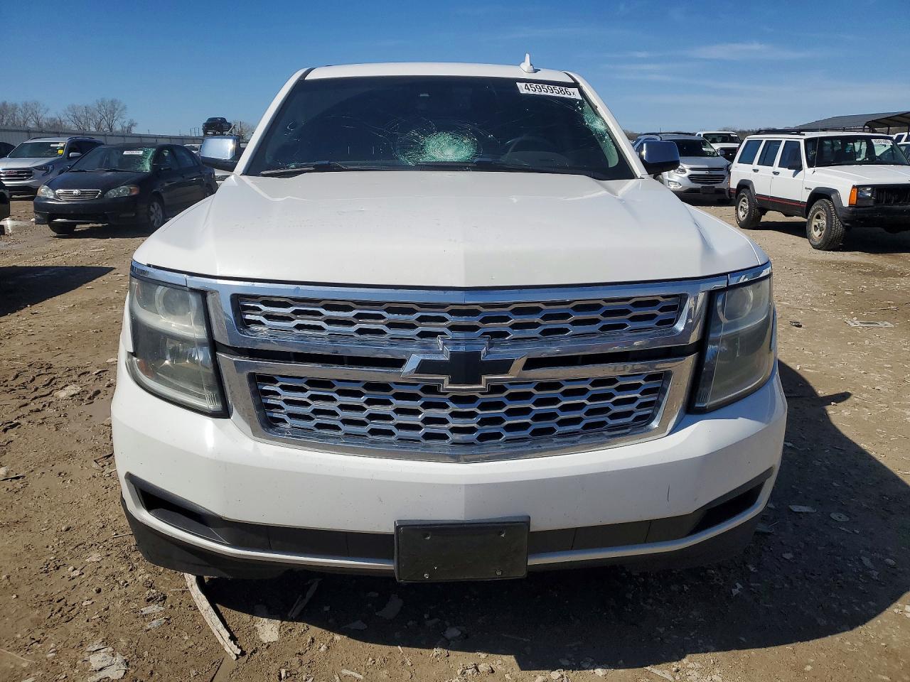 2015 CHEVROLET Suburban