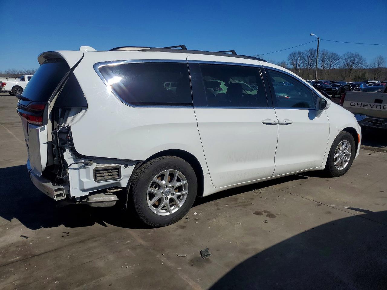 2022 CHRYSLER Pacifica