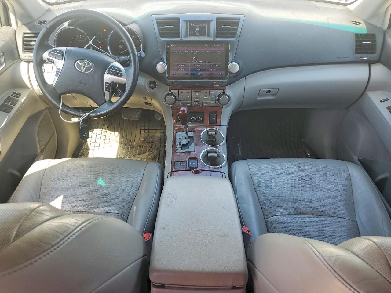 2012 TOYOTA HIGHLANDER