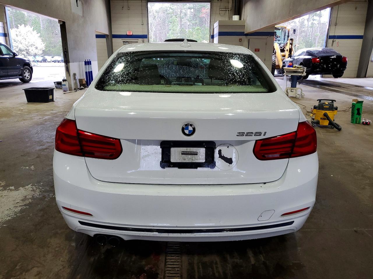 2016 BMW 3 SERIES