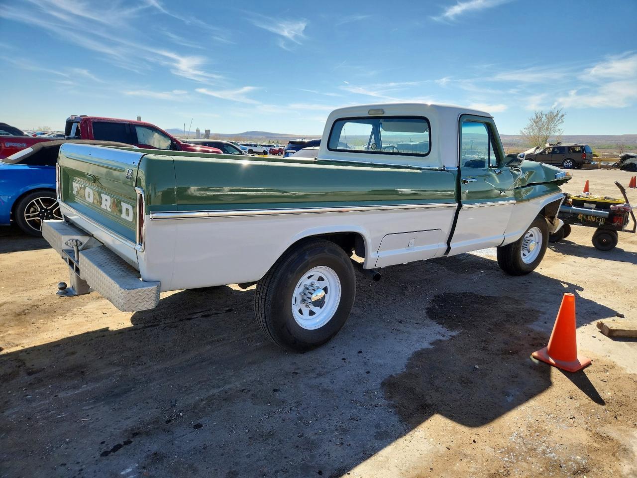 1968 FORD F-250