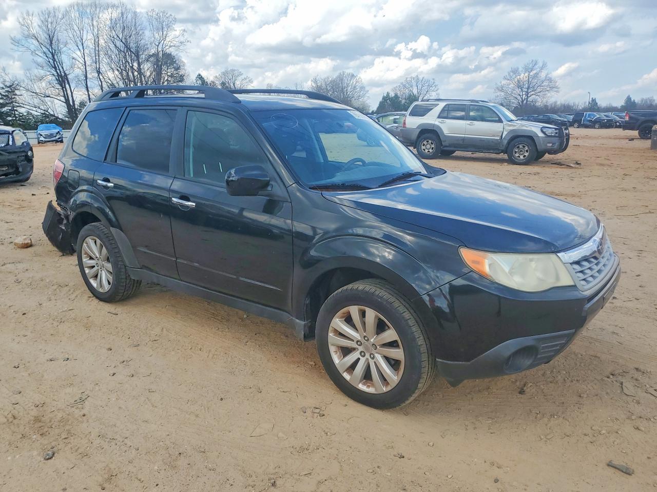 2011 SUBARU FORESTER