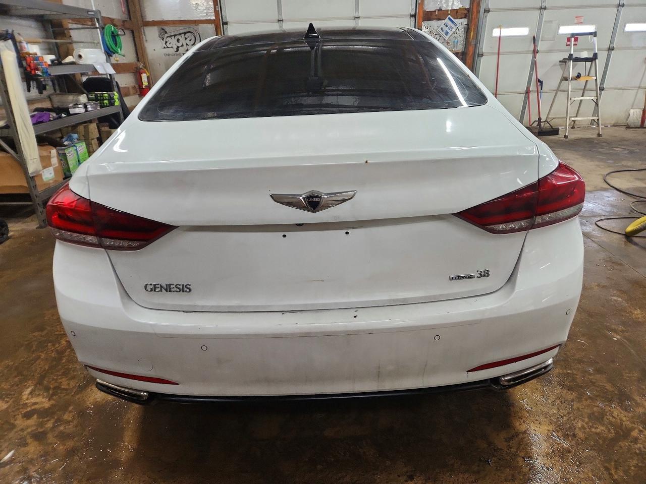 2015 HYUNDAI GENESIS