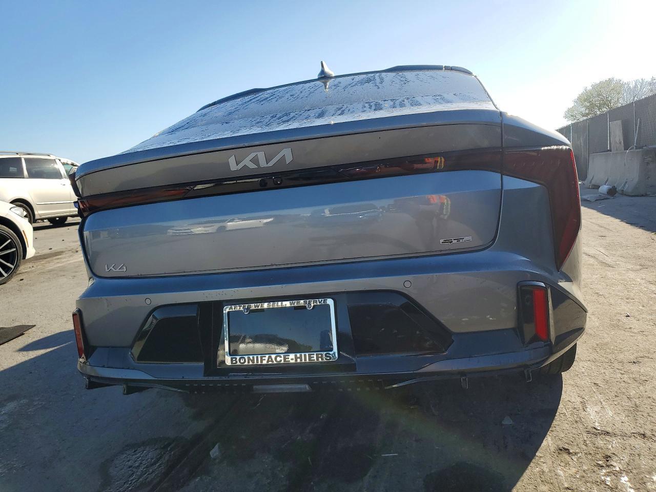 2025 KIA K4