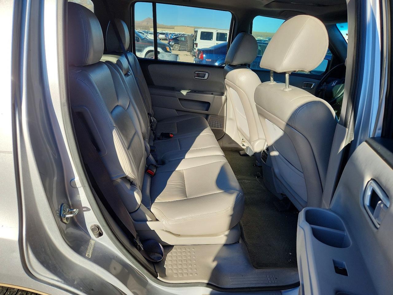 2015 HONDA PILOT
