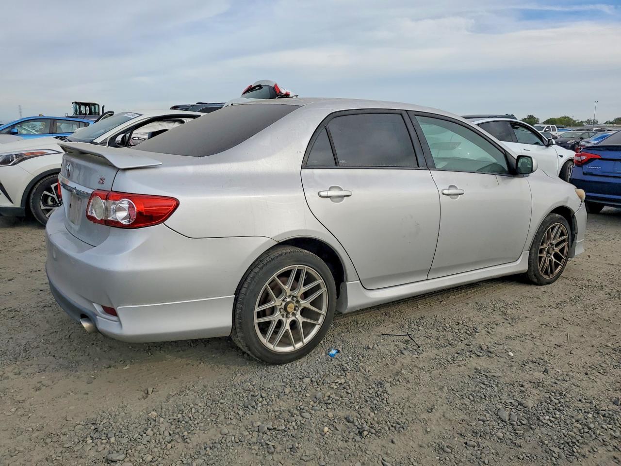2012 TOYOTA COROLLA