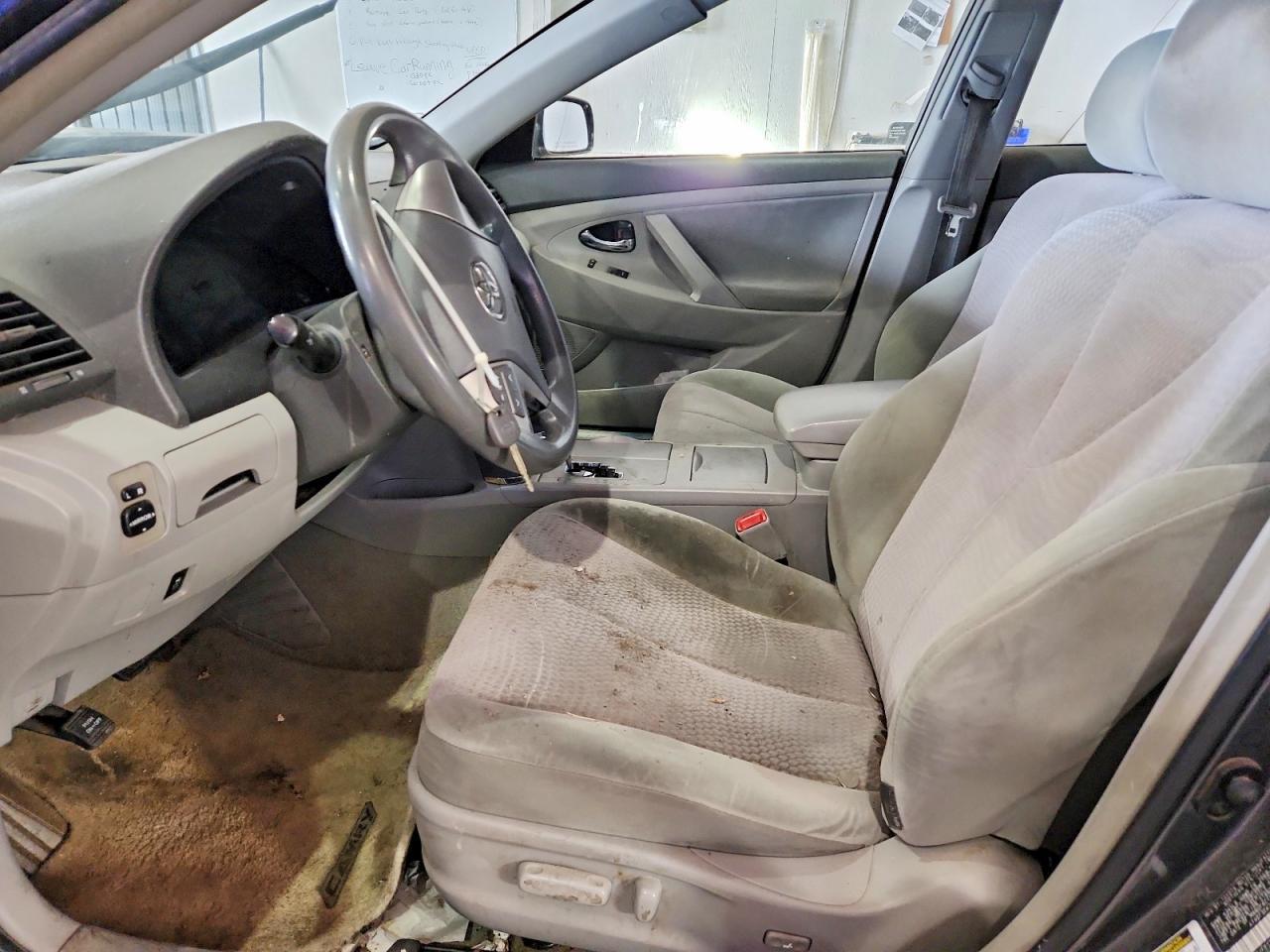 2010 TOYOTA CAMRY