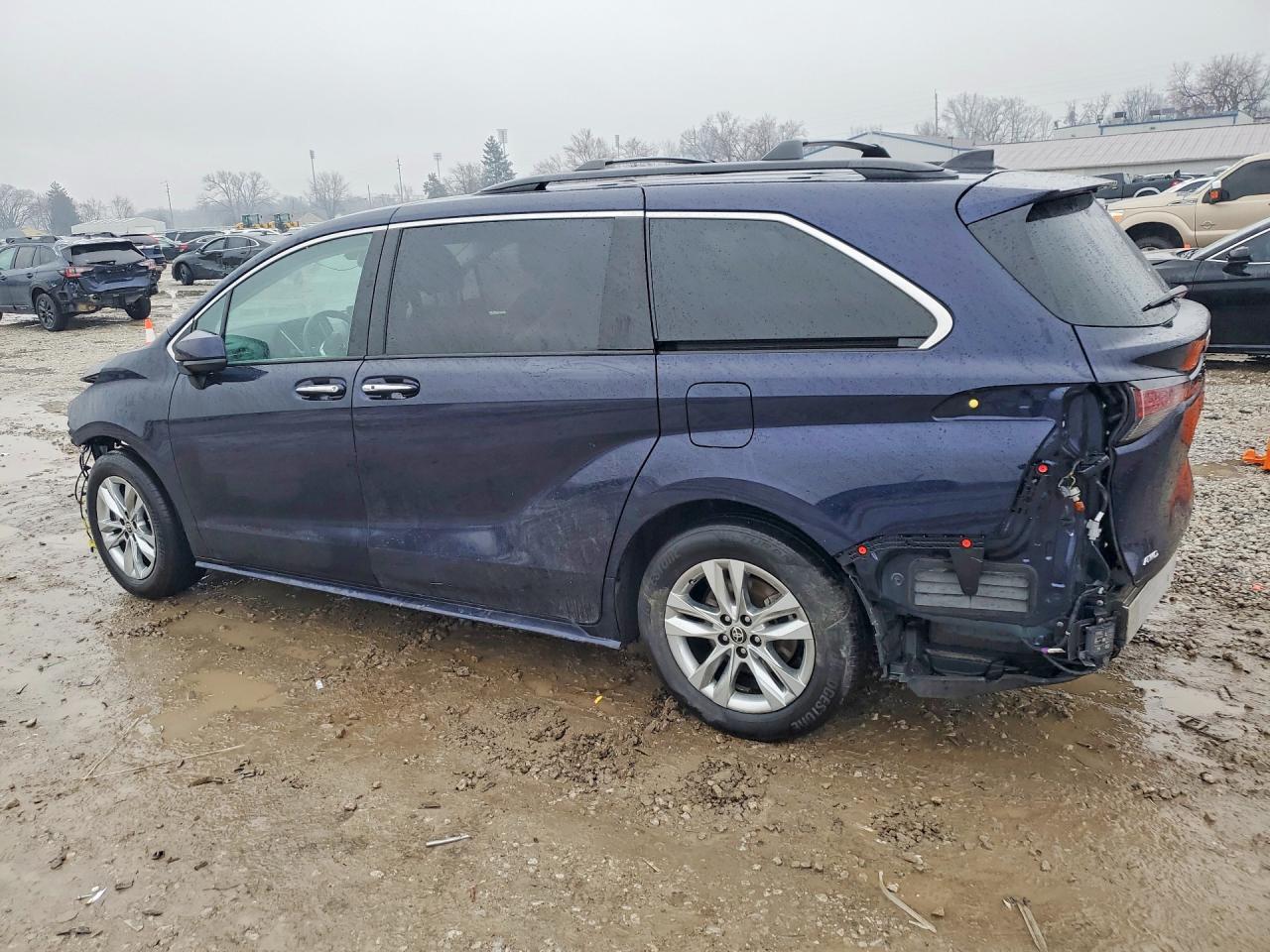2022 TOYOTA SIENNA