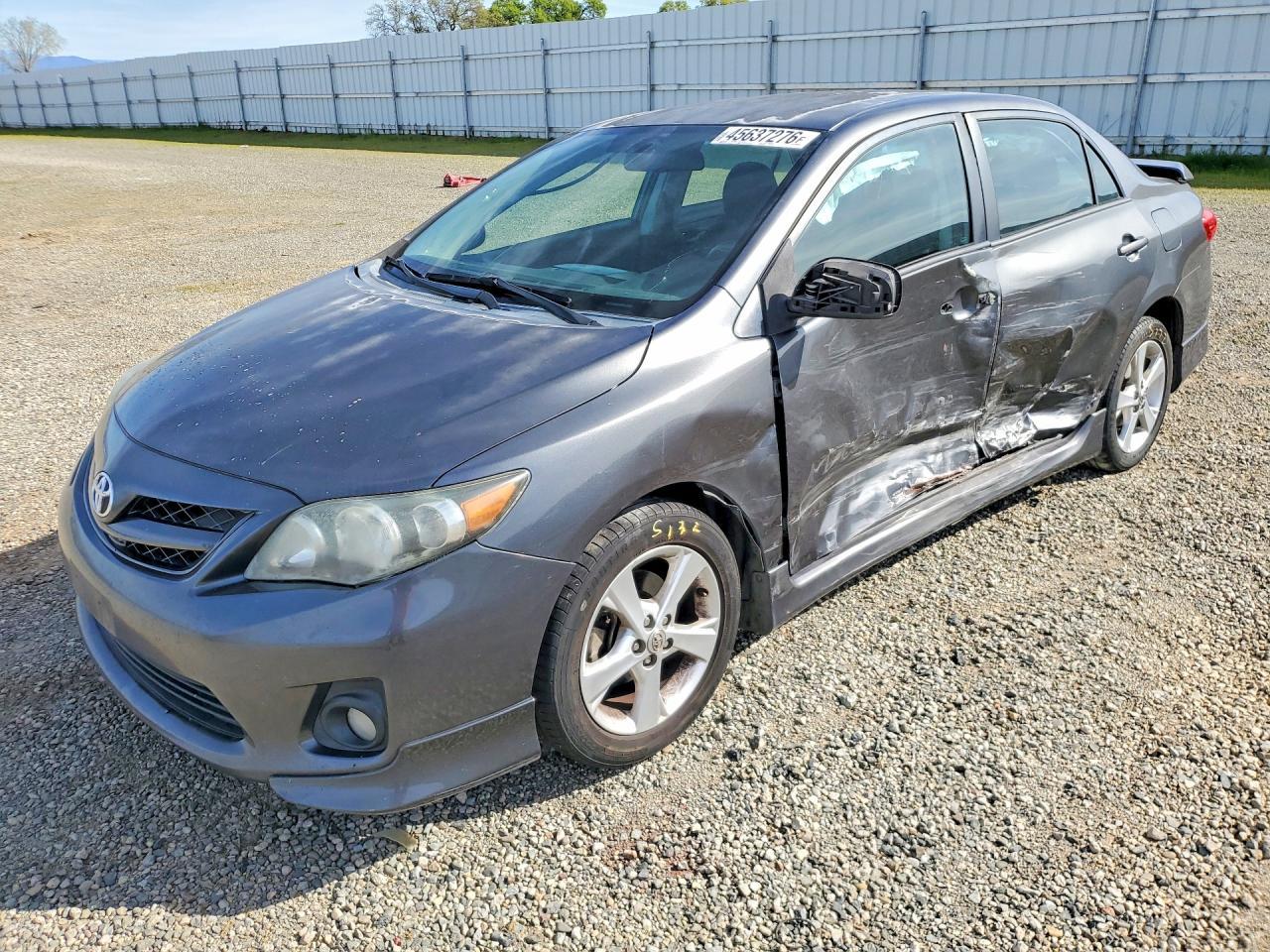 2013 TOYOTA COROLLA