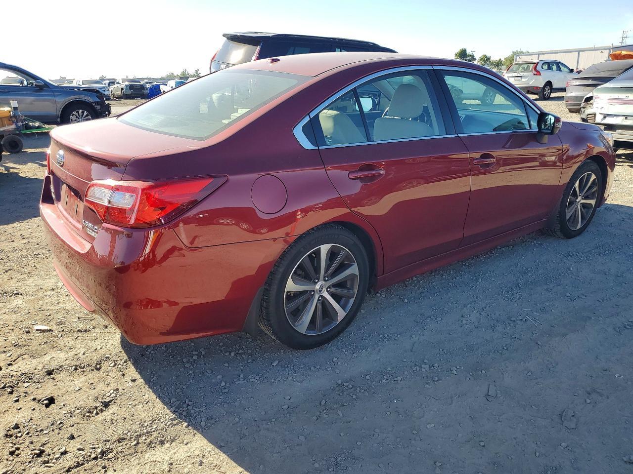 2015 SUBARU Legacy