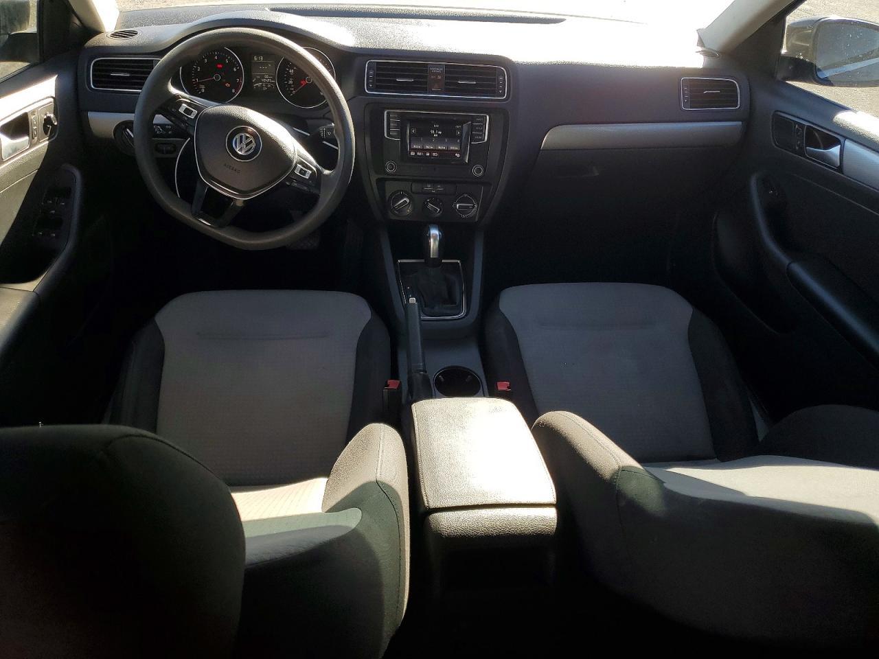 2017 VOLKSWAGEN JETTA