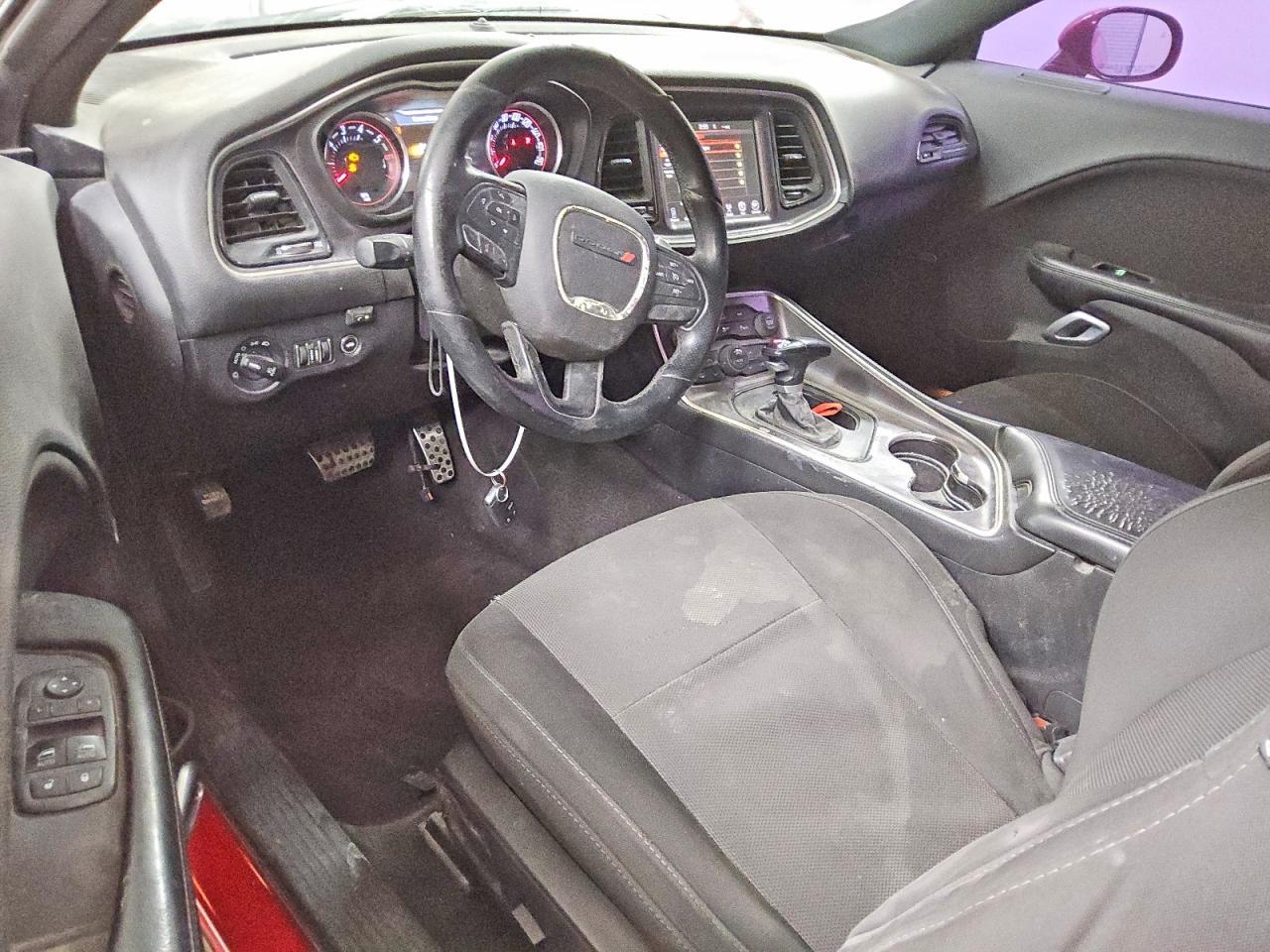2016 DODGE Challenger