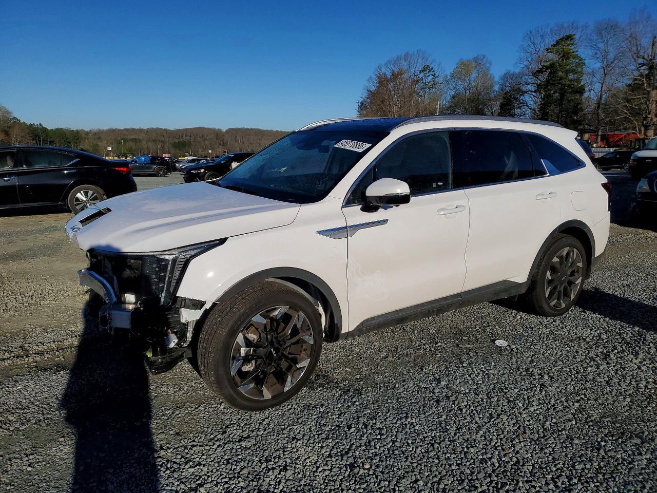 2025 KIA SORENTO