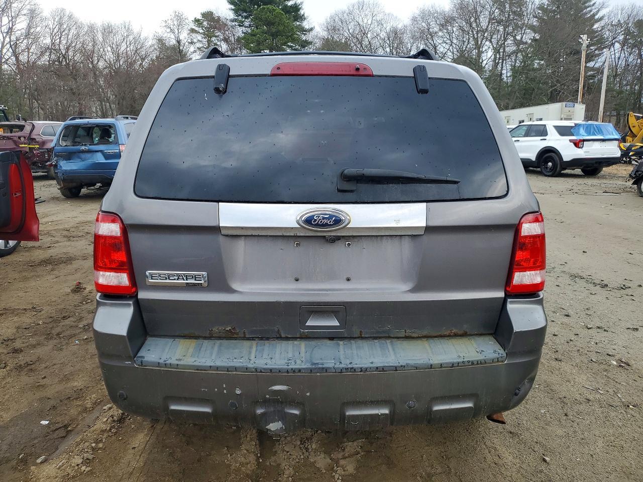 2010 FORD ESCAPE