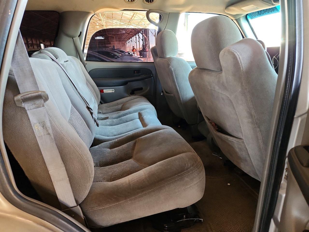 2003 CHEVROLET Tahoe