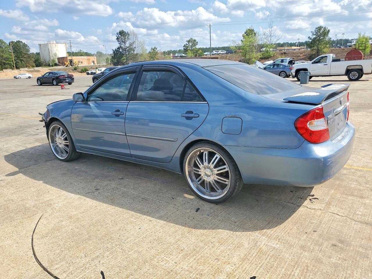 2002 TOYOTA CAMRY