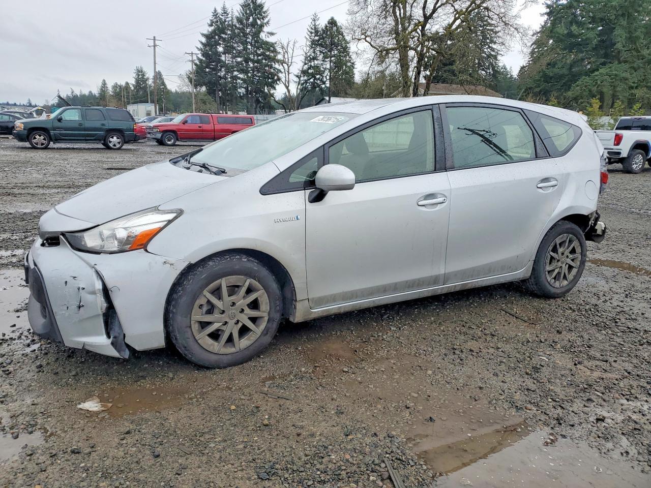 2016 TOYOTA PRIUS V
