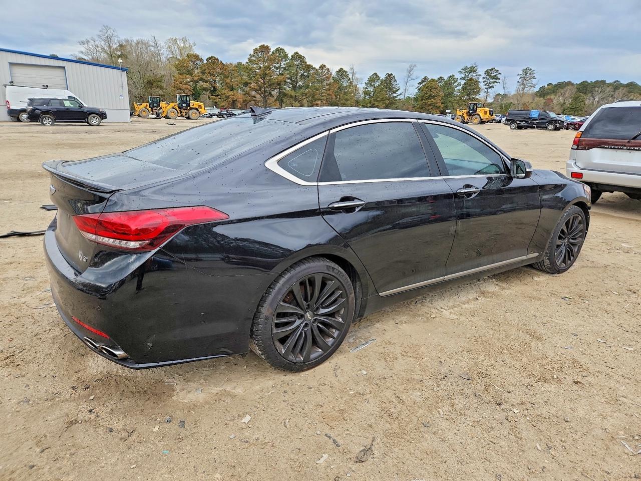 2015 HYUNDAI GENESIS