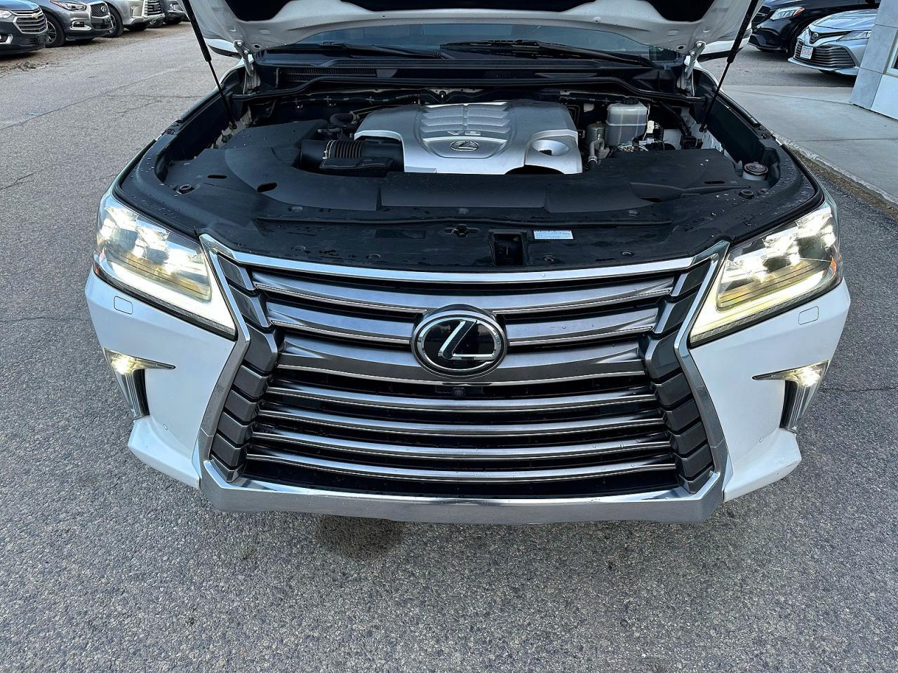 2016 LEXUS LX 570