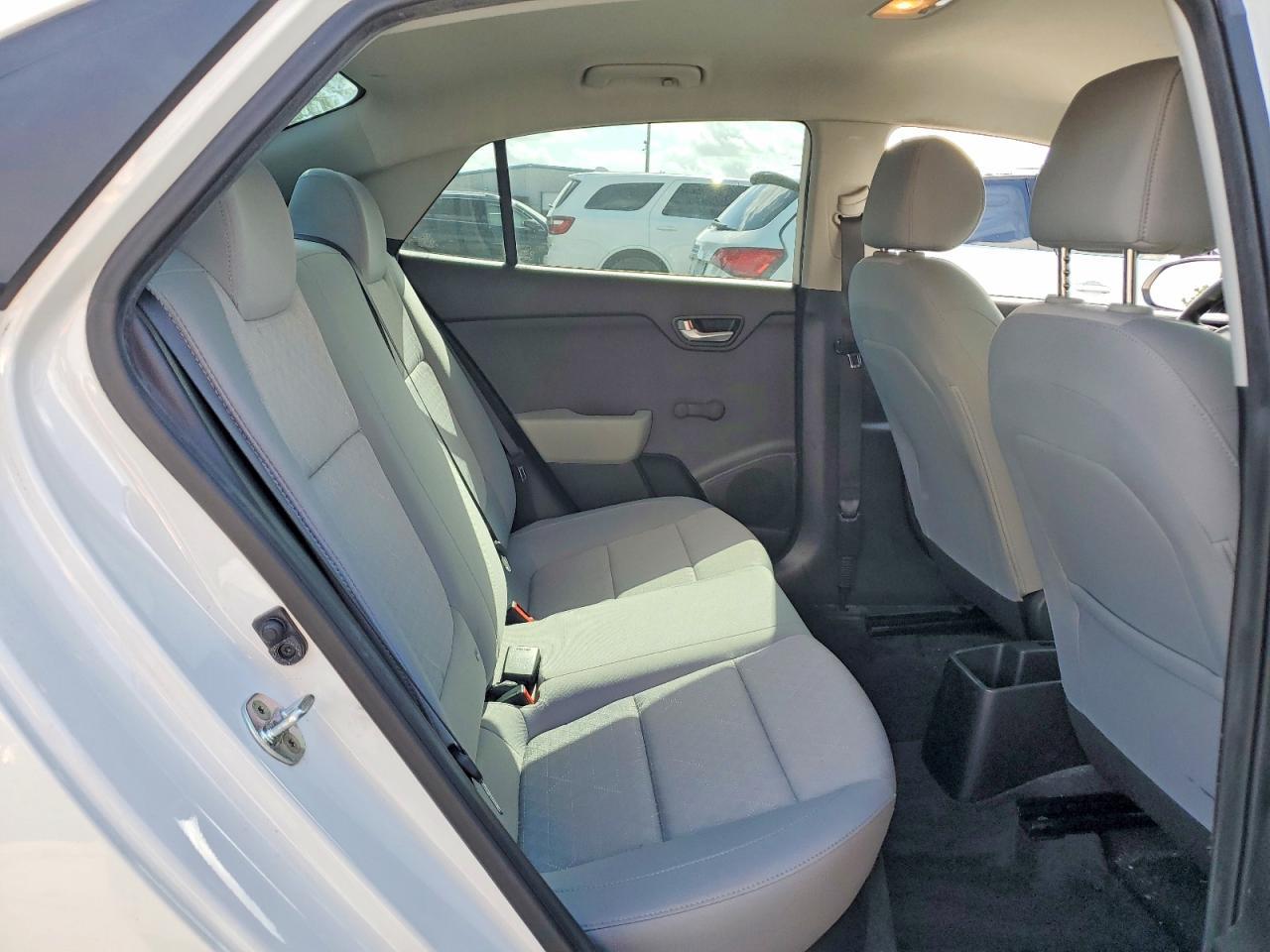 2018 KIA RIO