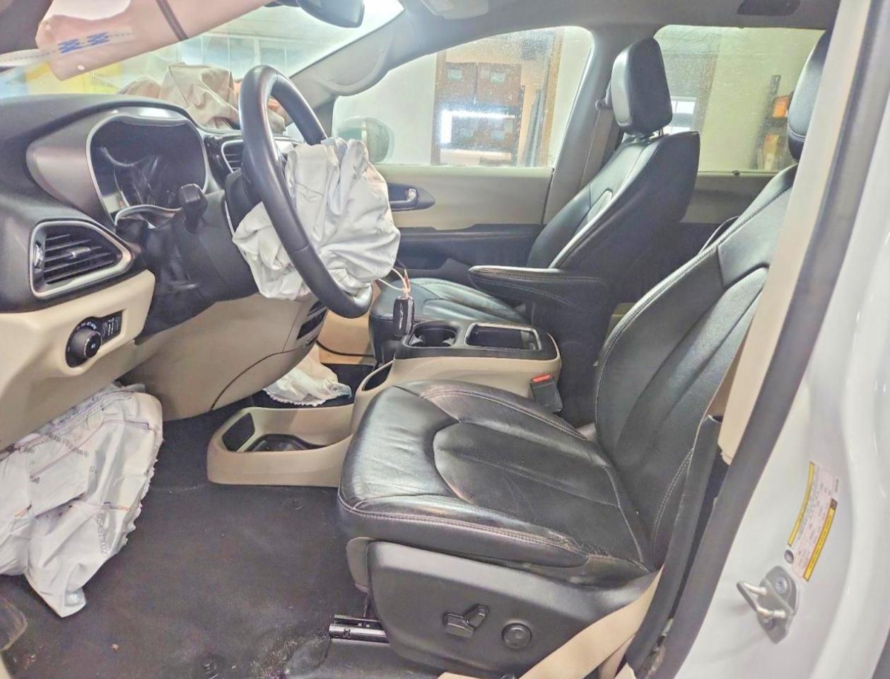 2022 CHRYSLER Pacifica