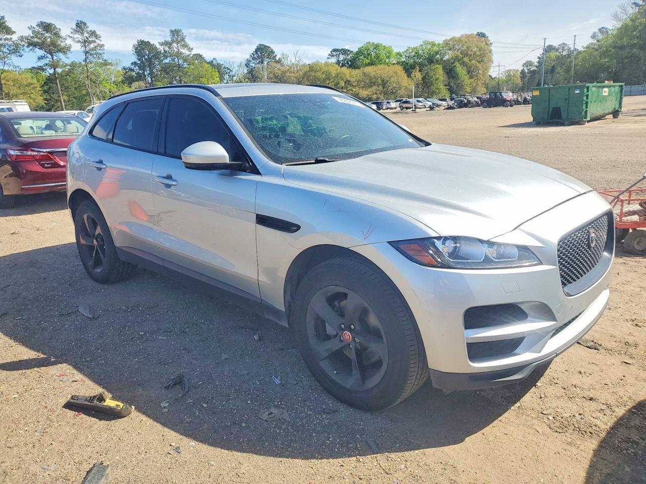 2018 JAGUAR F-Pace
