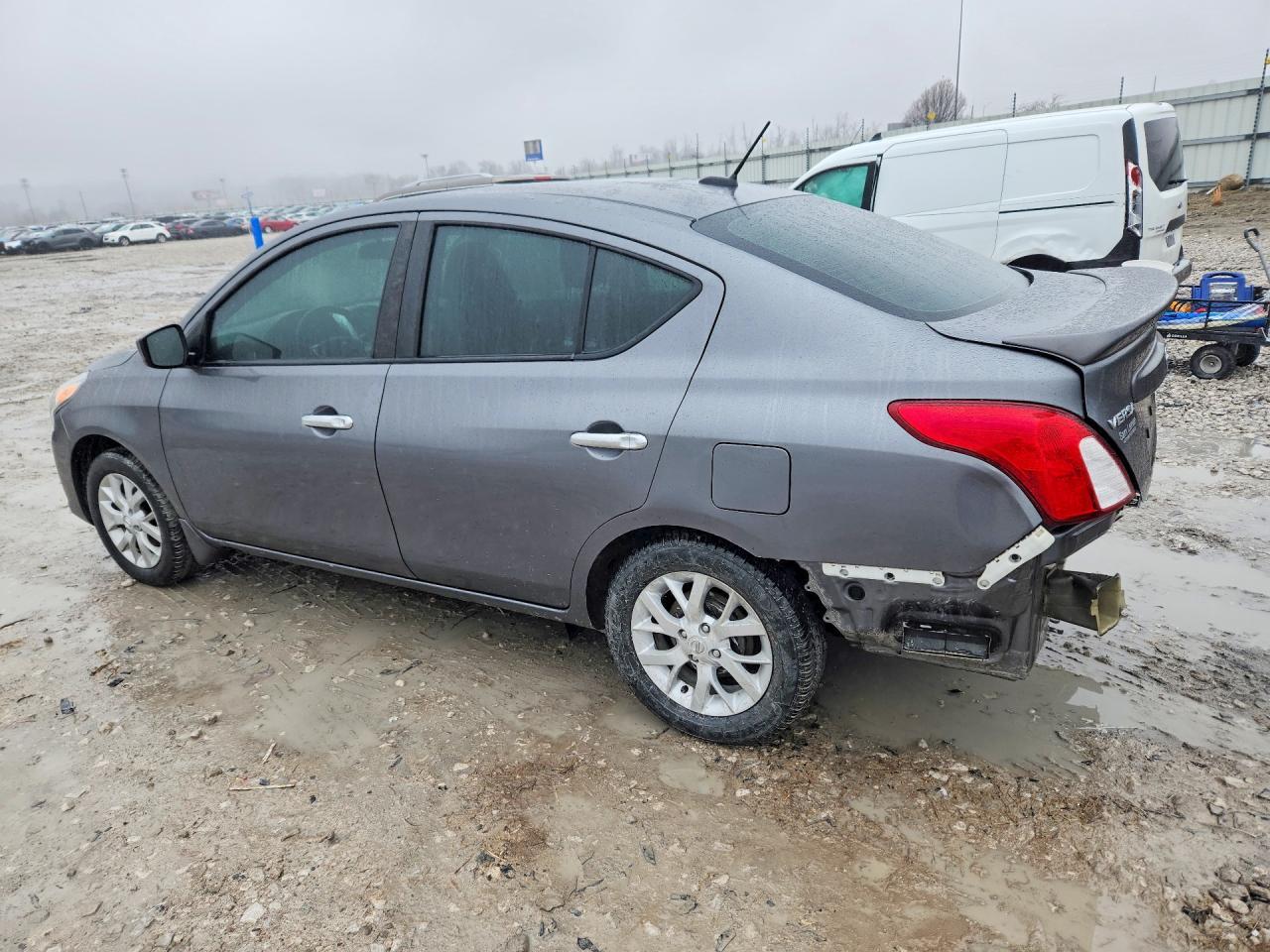 2017 NISSAN VERSA