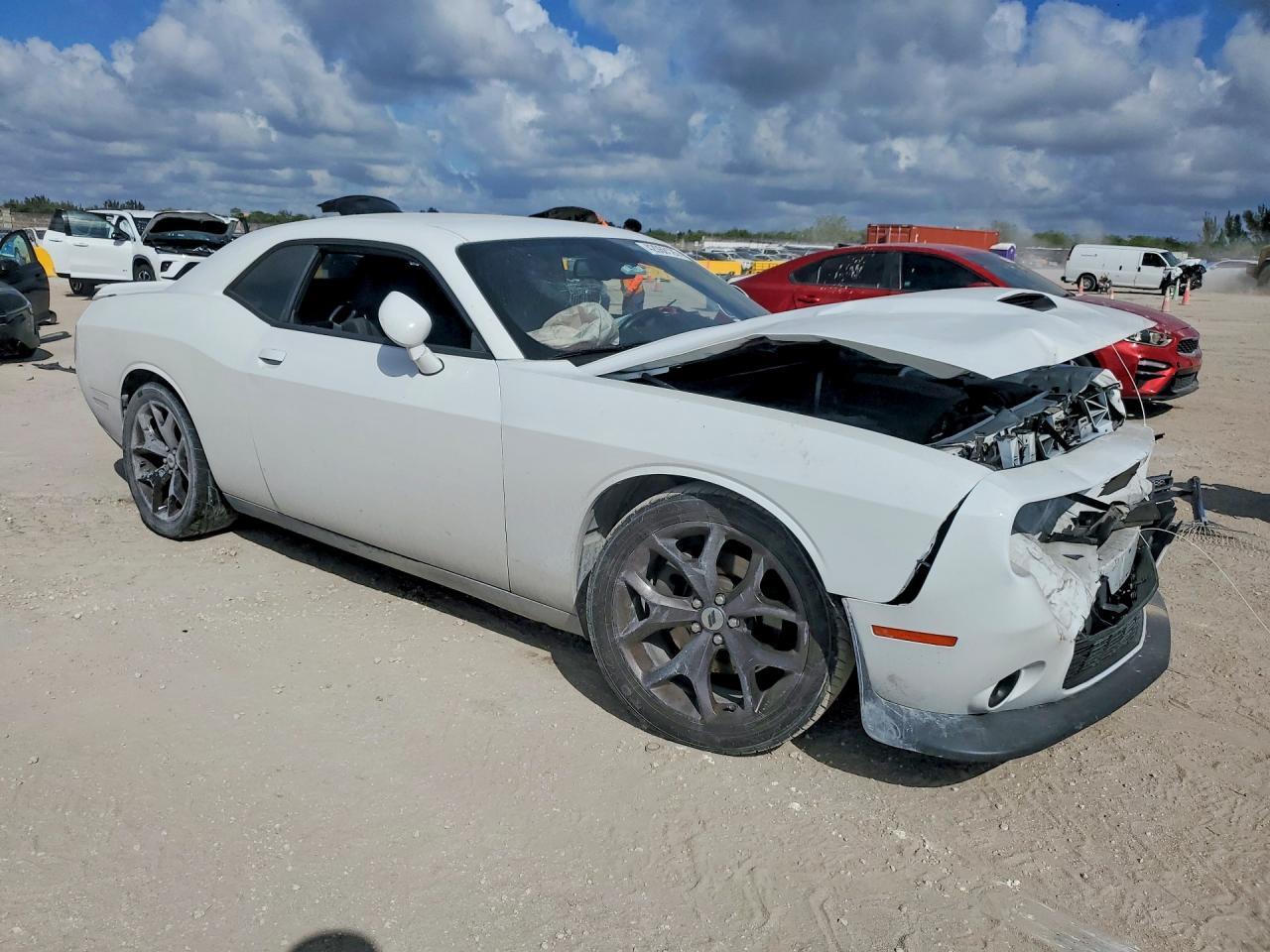 2019 DODGE Challenger