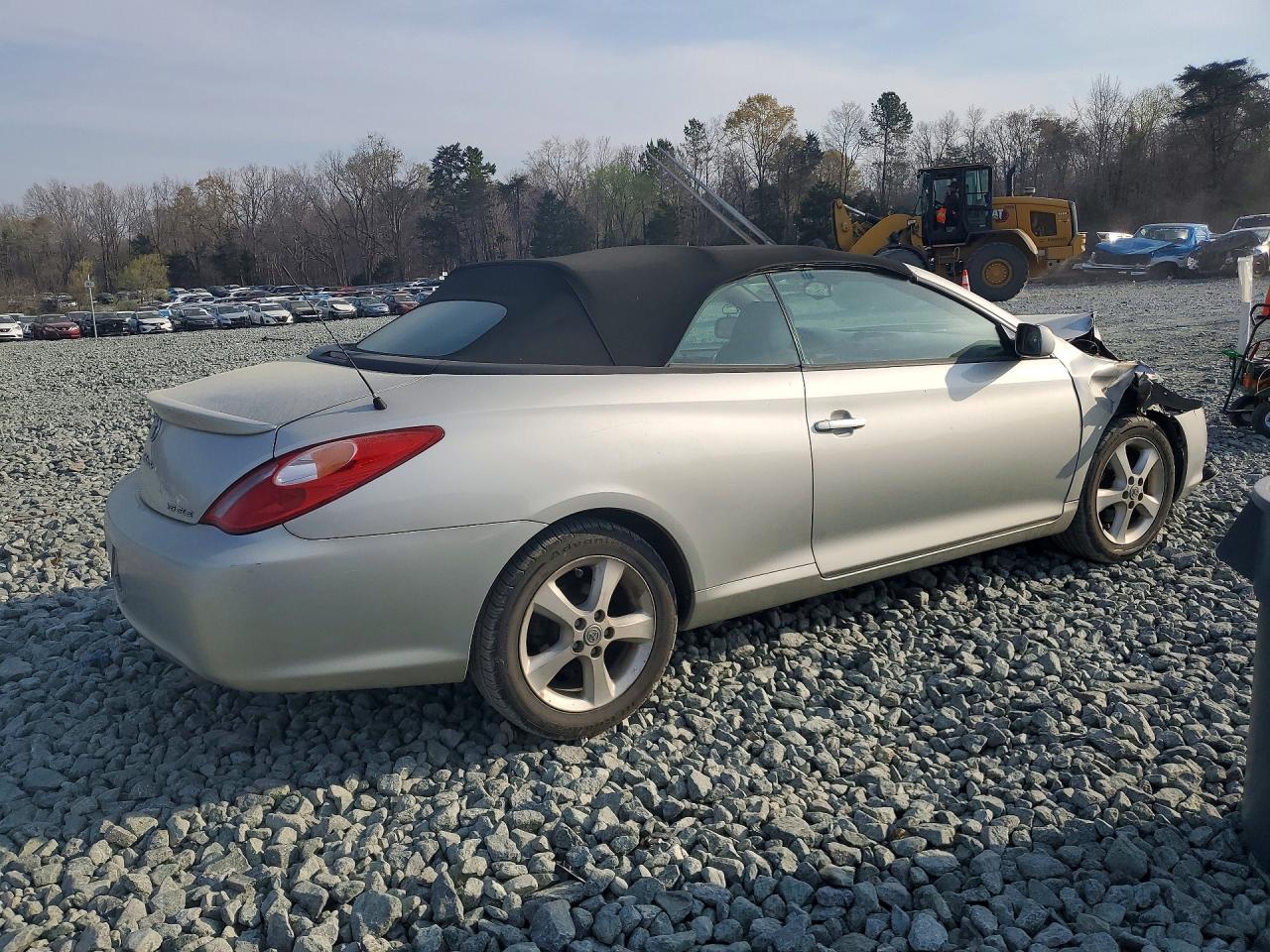 2004 TOYOTA CAMRY