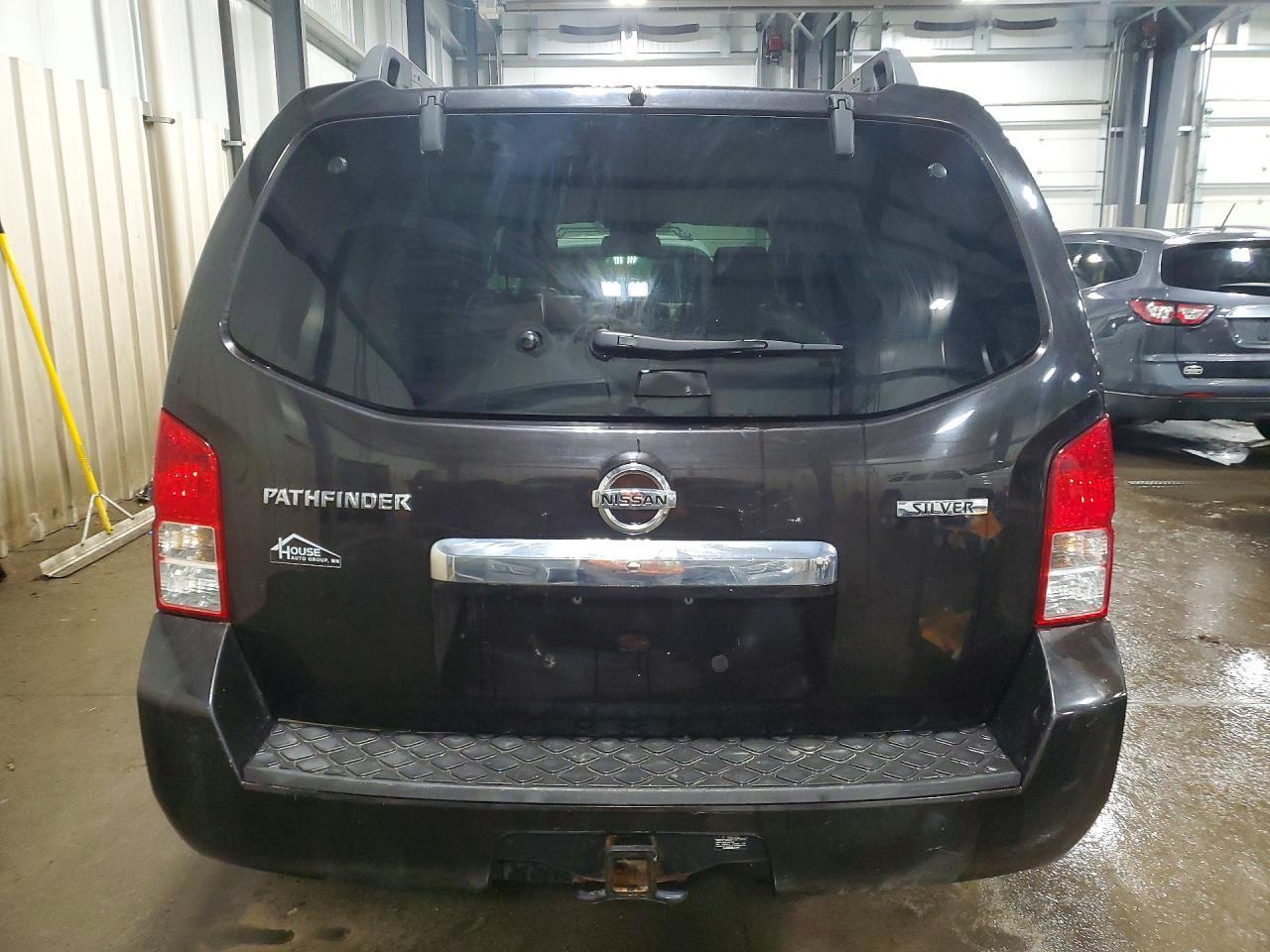 2012 NISSAN PATHFINDER