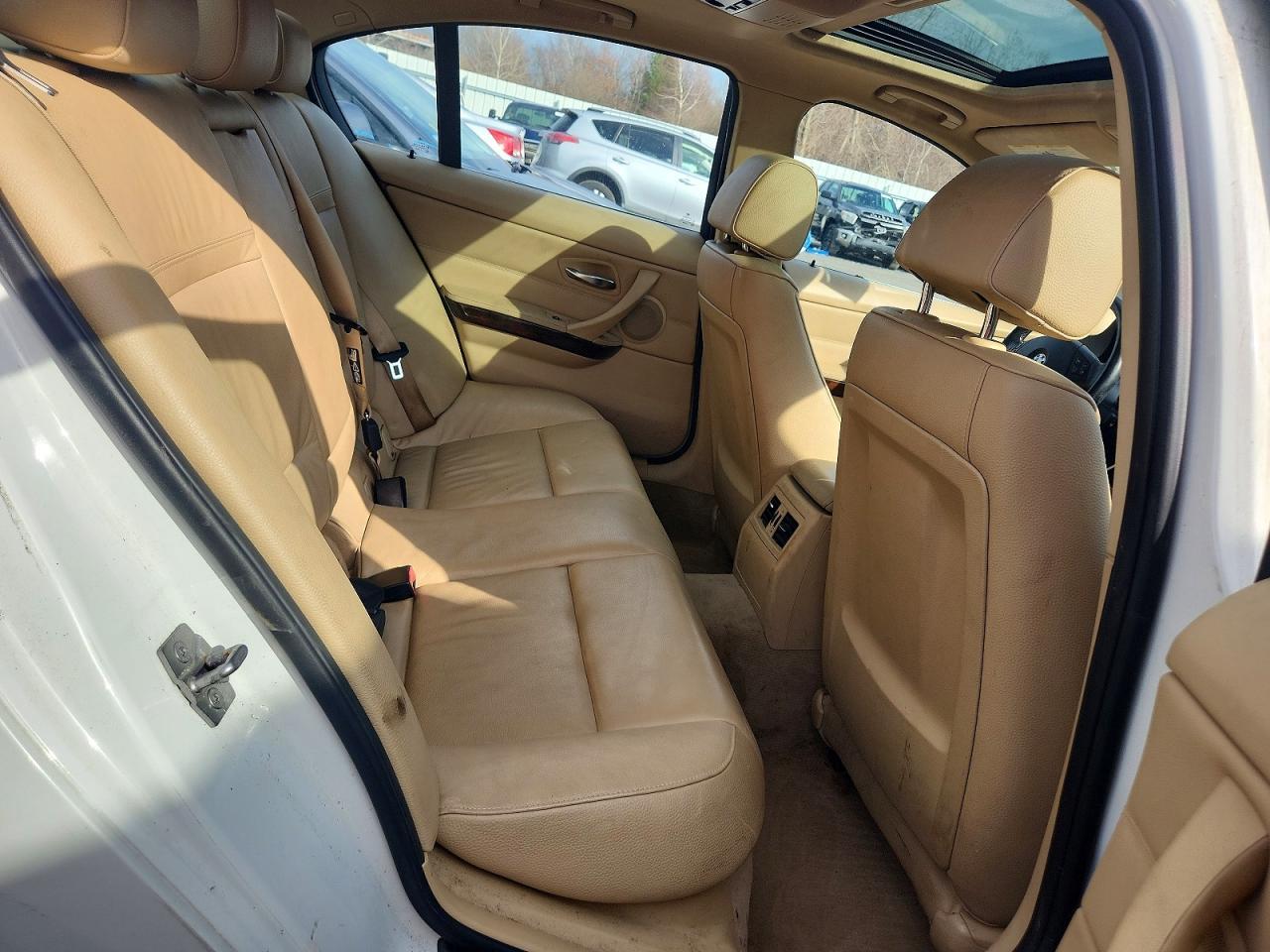 2011 BMW 3 SERIES